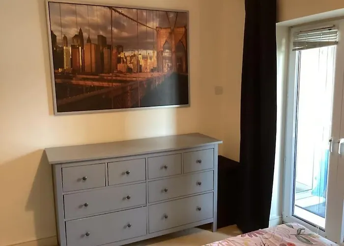 Linden Square Отель