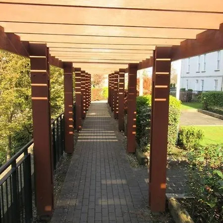Linden Square
