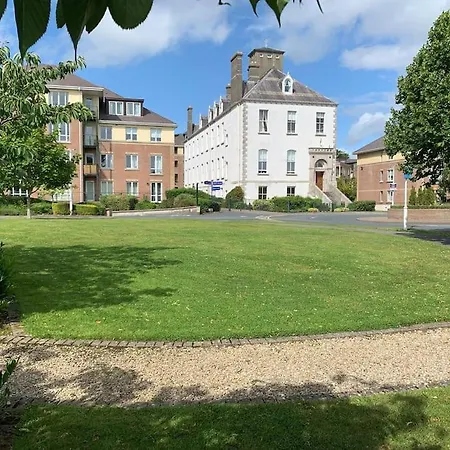 Hotel Linden Square