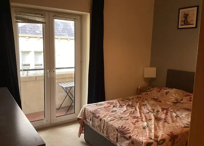 Linden Square Отель *