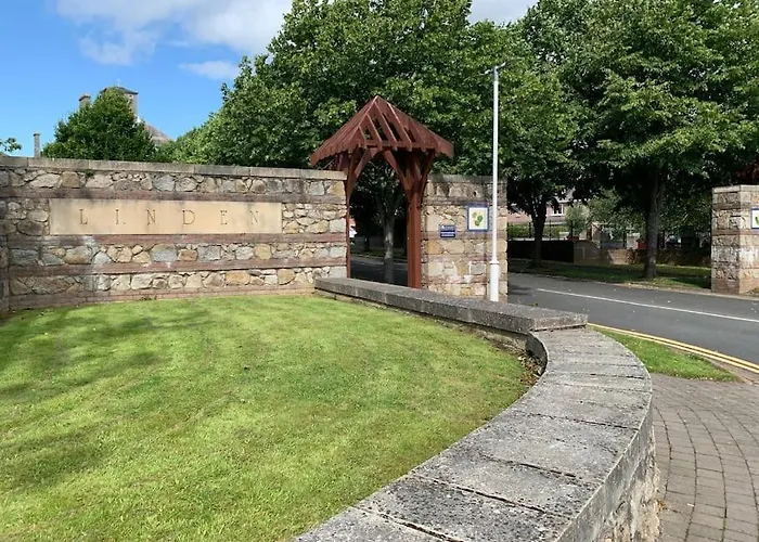 Linden Square Отель