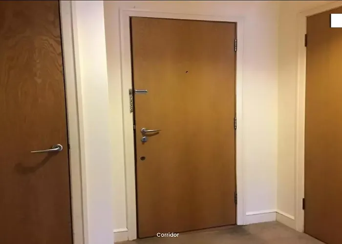 Linden Square Отель